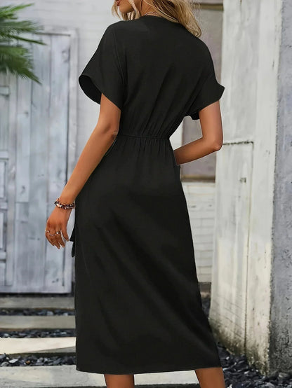 Isoliera - Elégante robe portefeuille avec décolleté en V