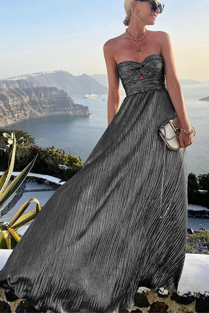 Chloé | Robe élégante et brillante aux épaules dénudées