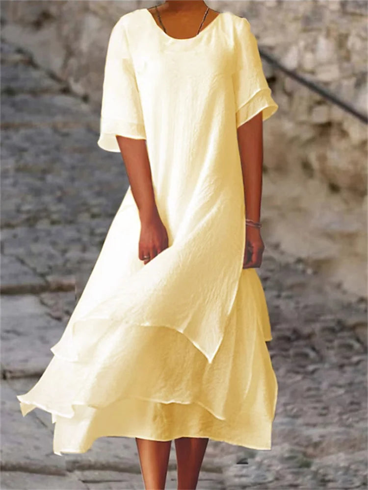 Avianna - Robe à double couche fendue à manches courtes et col rond