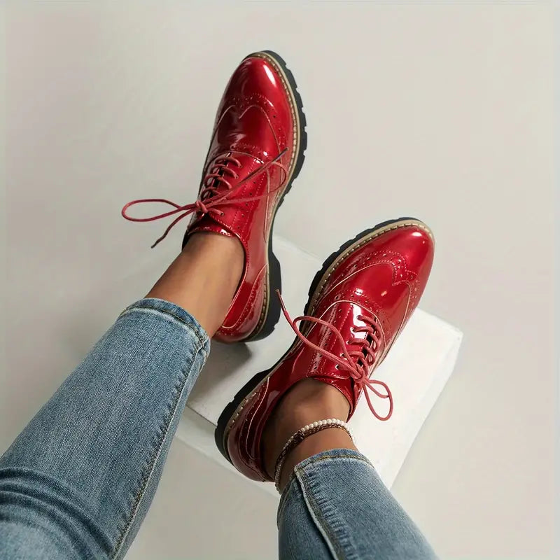 Ninette – Chaussures en cuir brillantes
