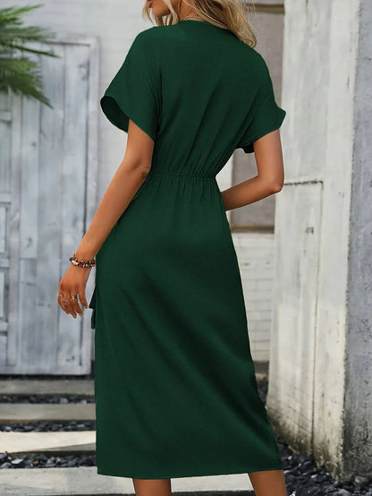 Isoliera - Elégante robe portefeuille avec décolleté en V